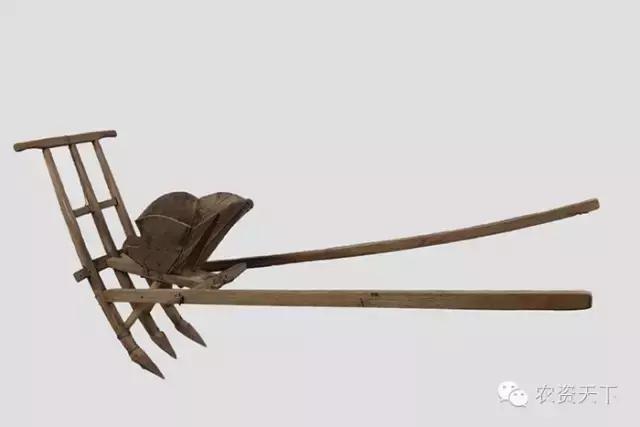 骨耜是用来做什么的，骨耜是用来做什么生产的（古代农民都用什么工具干农活）