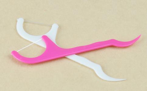 牙线是一次性的吗，牙线使用小常识（你知道牙线的正确使用方法吗）