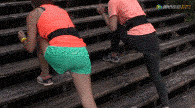 台湾辣妈张婷媗，童颜辣妈人淡如菊（45岁辣妈让你7天马甲线）