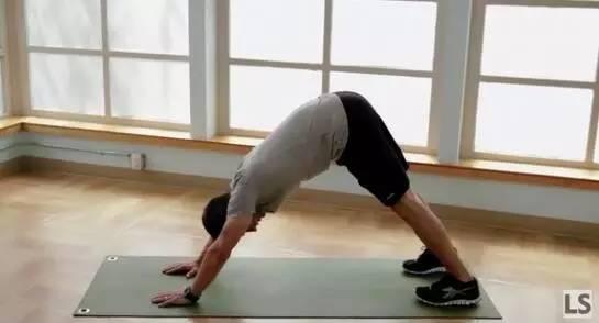 每天三个简单动作打造篮球铁膝盖，简单3个动作强化膝盖，实用