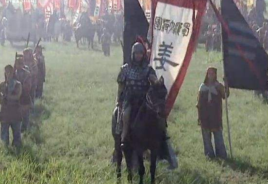 诸葛亮传人姜维，是怎么死的？