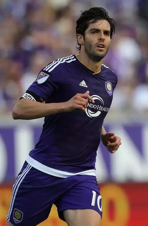 卡卡卡通。，微信头像，卡卡卡通。（他是上帝给我们的一笔足球财富）