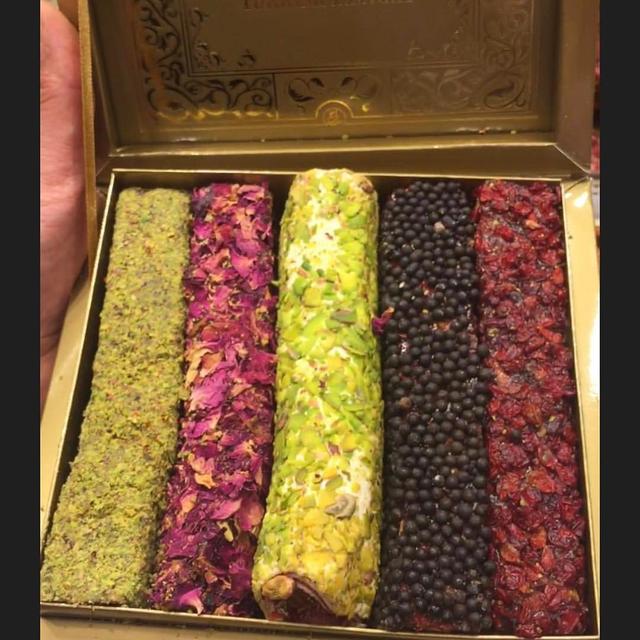 嗜甜如命嗜甜网名，嗜甜如命嗜甜微信昵称（这些形形色色糖果）