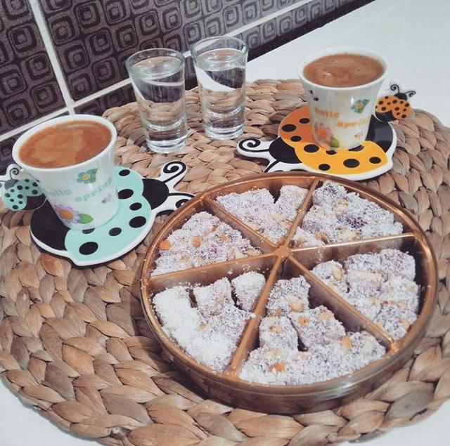 嗜甜如命嗜甜网名，嗜甜如命嗜甜微信昵称（这些形形色色糖果）