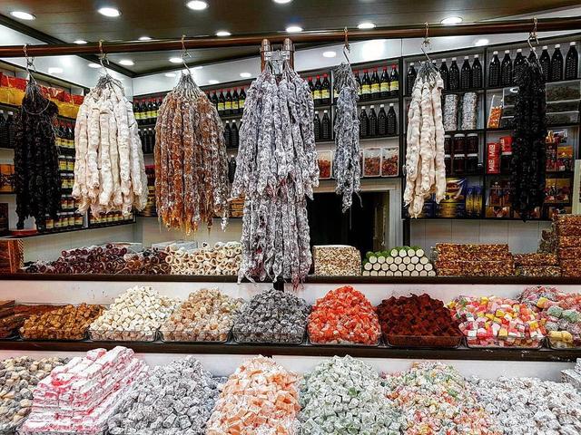 嗜甜如命嗜甜网名，嗜甜如命嗜甜微信昵称（这些形形色色糖果）