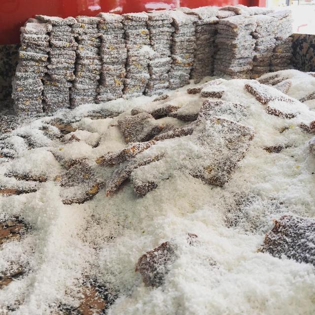 嗜甜如命嗜甜网名，嗜甜如命嗜甜微信昵称（这些形形色色糖果）