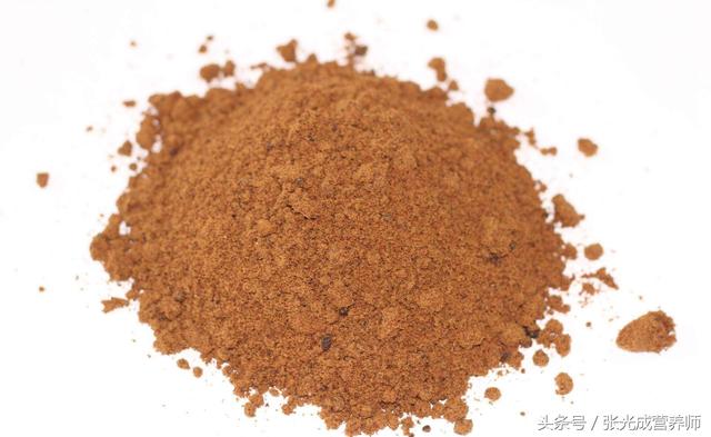赤砂糖与红糖的区别，如何区分赤砂糖和红糖（红糖和赤砂糖有何不同）