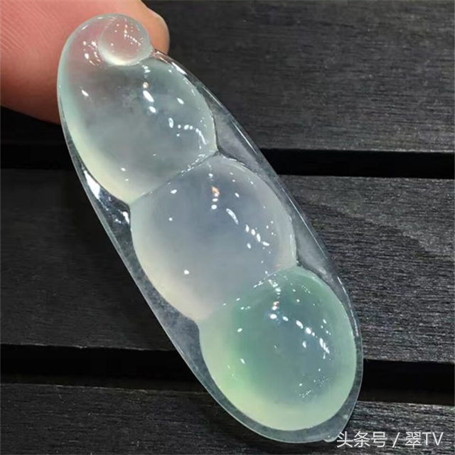 翡翠四季豆的寓意，翡翠四季豆的寓意是什么（如果你还不知道就太low啦）