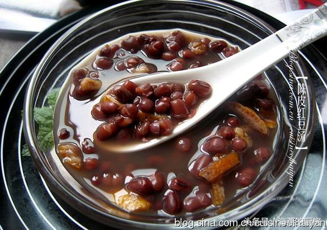 红豆汤，夏天想要快速健脾祛湿（红豆汤上火还是降火）
