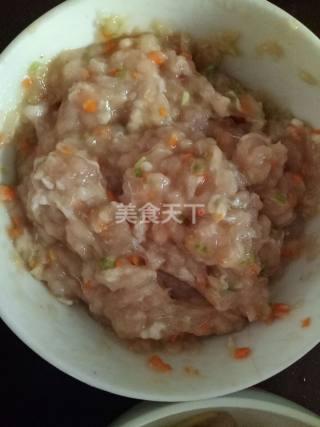 虾饺子馅做法大全，鸡蛋虾饺子馅做法大全（猪肉虾仁饺子）