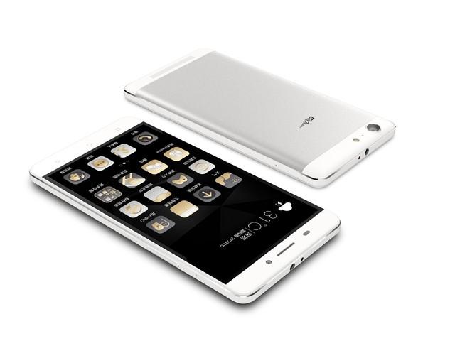 金立语音王a320，金立语音王A320翻盖手机价格（金立16年如此迭代）