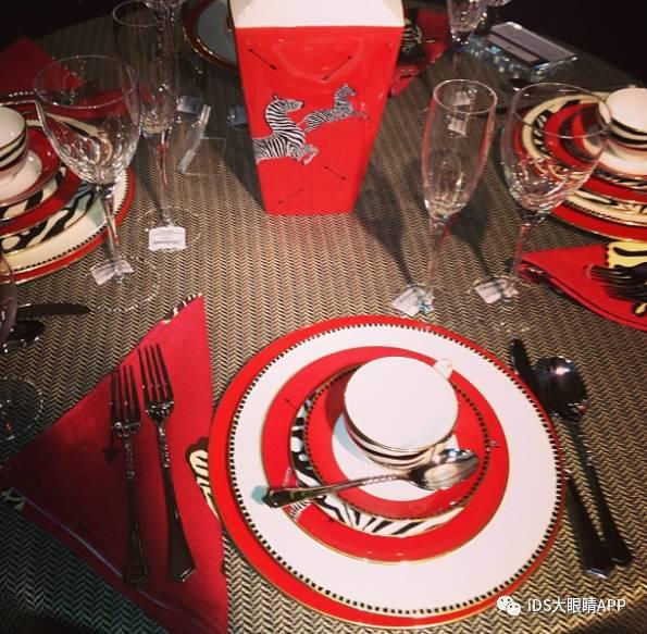 温居适合送什么礼物，温居送什么礼物好（温新居送什么才能体现出你的品味）