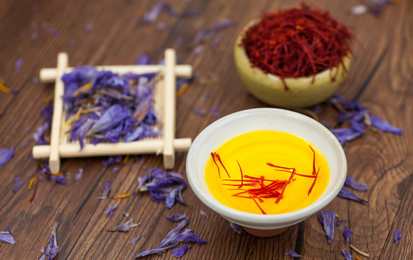 藏红花的副作用，藏红花有什么副作用（哪些人不适合吃藏红花）