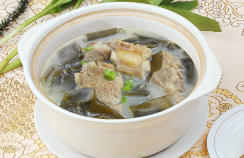 排骨高压锅压多久，排骨用高压锅压多长时间合适（用高压锅炖排骨多长时间）