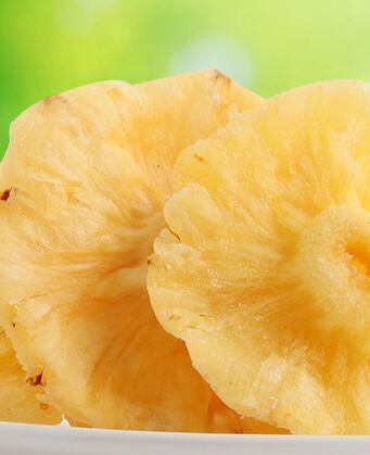 吃菠萝有什么好处及副作用，菠萝吃多了有什么坏处