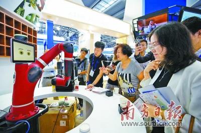 高交会是干什么的，高交会是干嘛的（形态各异的机器人争相亮相）