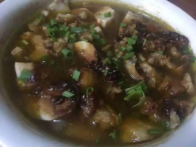 云南个旧工人村，云南个旧工人村视频（仍不知死活猛下一碗饭）