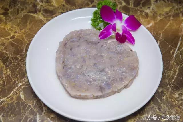 斑鱼火锅是什么鱼，斑鱼火锅的鱼是什么鱼（风靡深莞的斑鱼火锅现已驾临顺德乐从）