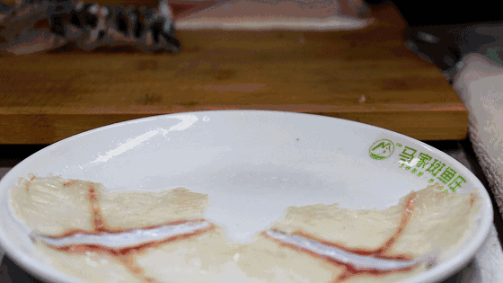 斑鱼火锅是什么鱼，斑鱼火锅的鱼是什么鱼（风靡深莞的斑鱼火锅现已驾临顺德乐从）