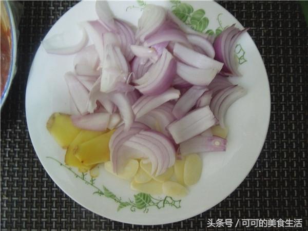 蚝油牛肉的做法，蚝油牛肉的家常做法（超详细蚝油牛肉做法）