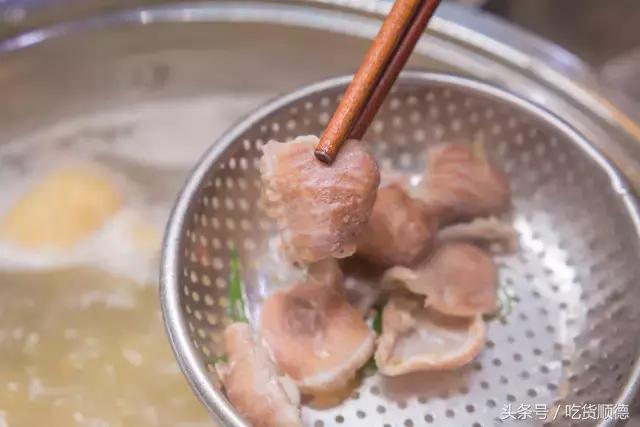 斑鱼火锅是什么鱼，斑鱼火锅的鱼是什么鱼（风靡深莞的斑鱼火锅现已驾临顺德乐从）