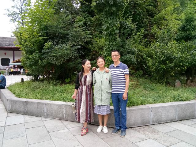 去神农架旅游需要准备什么，神农架自驾游准备哪些东西（史上最实用神农架自驾游攻略）
