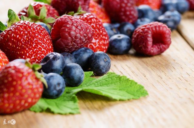 柠檬是热性还是凉性，杏是凉性还是热性（水果分寒热，根据体质吃）