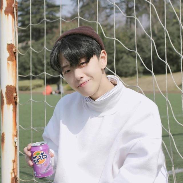 傲娇男头，微信头像，傲娇男头（傲娇是我的傲骨）