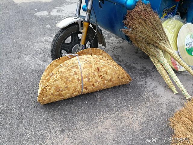 西红花多少钱一克，藏红花多少钱一克（30元一克的藏红花）