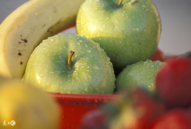 柠檬是热性还是凉性，杏是凉性还是热性（水果分寒热，根据体质吃）