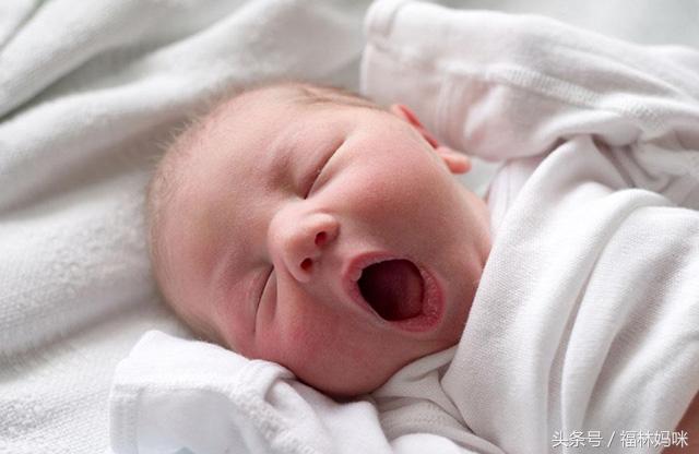 双胞胎女宝乳名，双胞胎女的小名取什么好听（这三种类型的乳名超好听）