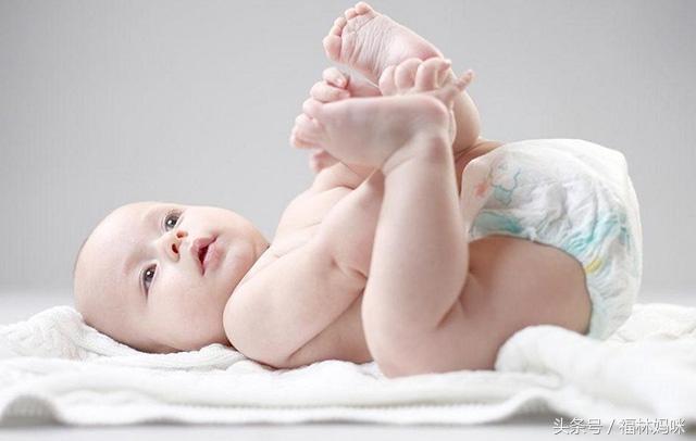 双胞胎女宝乳名，双胞胎女的小名取什么好听（这三种类型的乳名超好听）