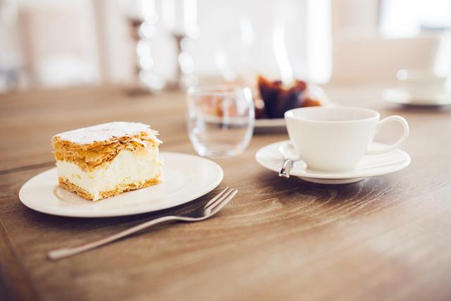 蛋糕一磅等于几寸，一磅蛋糕是几寸（蛋糕按“磅”这个说法怎么来的）