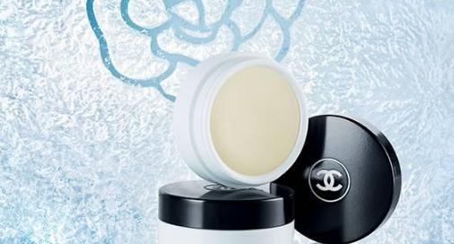 指甲油保质期是多久，一般指甲油的保质期是多长时间（你买的化妆品都是有保质期的）