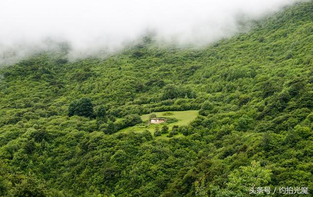 德钦县景点，迪庆德钦县十大旅游景点（深入香格里拉）