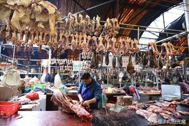 德钦县景点，迪庆德钦县十大旅游景点（深入香格里拉）