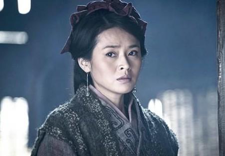 刘邦喜欢虞姬吗，刘邦为什么要礼葬虞姬（但项羽却只爱虞姬一人）