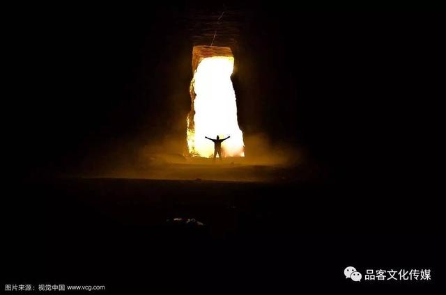 也许匆匆忙忙慌慌张张是什么歌，也许匆匆忙忙慌慌张张是什么歌歌词是什么意思（倾听好歌：郝云-活着）