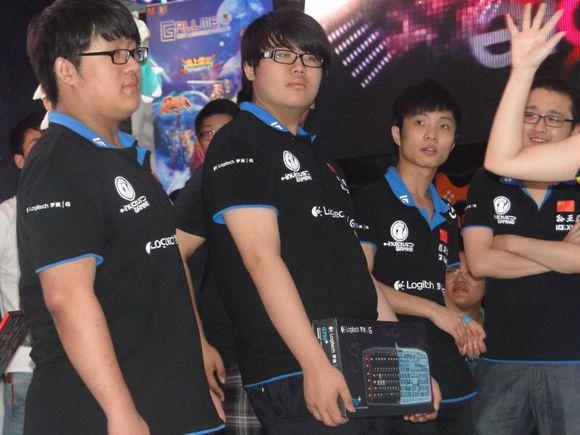 太捞了是什么梗，你太捞了什么意思（LOL姿态生日KID微博送祝福）