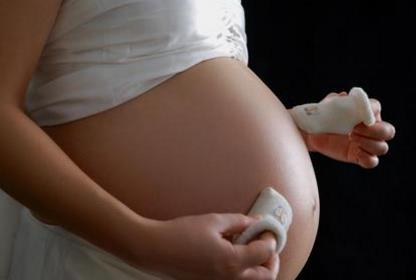 孕晚期胎儿打嗝一天几次正常，孕38周胎儿打嗝频繁正常吗（孕妈怎么知道胎儿在打嗝呢）