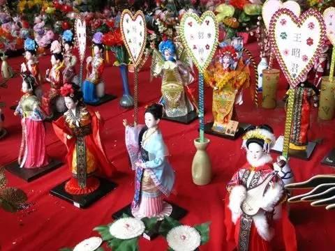 七夕节有哪些习俗，北方七夕节的习俗有哪些（七夕节都有哪些神奇的传统习俗）