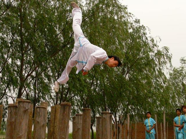 沧县属于哪个市，沧县是哪个省哪个市的（被誉为“中国武术之乡”）