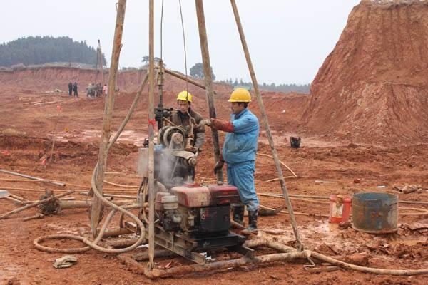 地质勘探钻孔是不是都要下套管，地质勘探钻孔要求（工程地质勘探任务及方法）