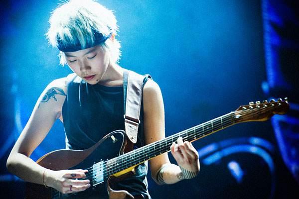 窦靖童疑似出柜，窦靖童疑出柜（网友：那周冬雨怎么办）