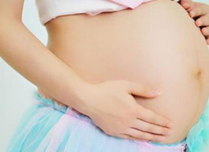 孕晚期胎儿打嗝一天几次正常，孕38周胎儿打嗝频繁正常吗（孕妈怎么知道胎儿在打嗝呢）