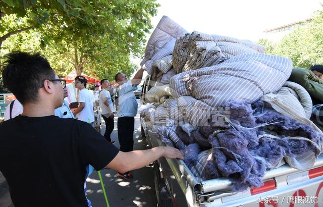 黑心棉的危害，什么叫黑心棉黑心棉有什么用（大学新生赶紧查查你的被褥）