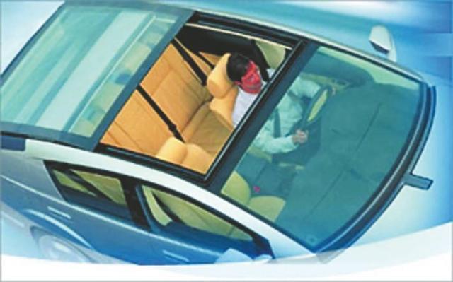 汽车天窗要贴膜吗，汽车天窗需要贴膜吗（汽车天窗要不要贴太阳膜）