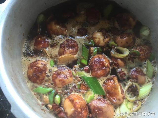 鸡蛋开锅后煮几分钟熟，鸡蛋煮几分钟能熟（5分钟学会鸡蛋这个做法）