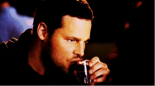 把酒言欢的意思，把酒言欢什么意思（男人为什么要喝酒）