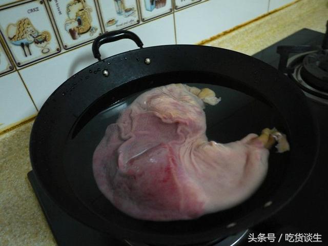 猪肚鸡汤的功效与作用，胃不好的还能把胃养好